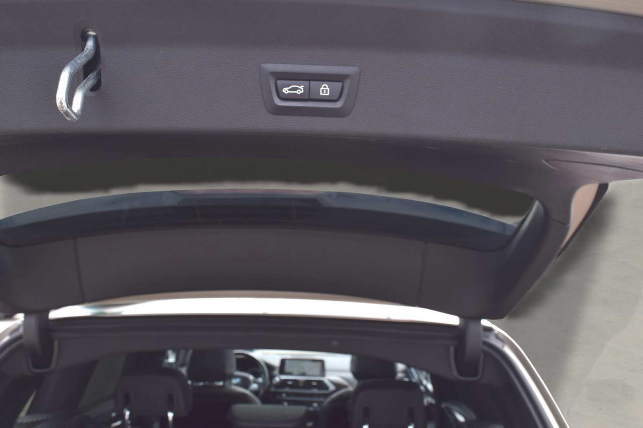 2018 BMW X3 xDrive30i Navi Panoramic Sunroof HUD Photo