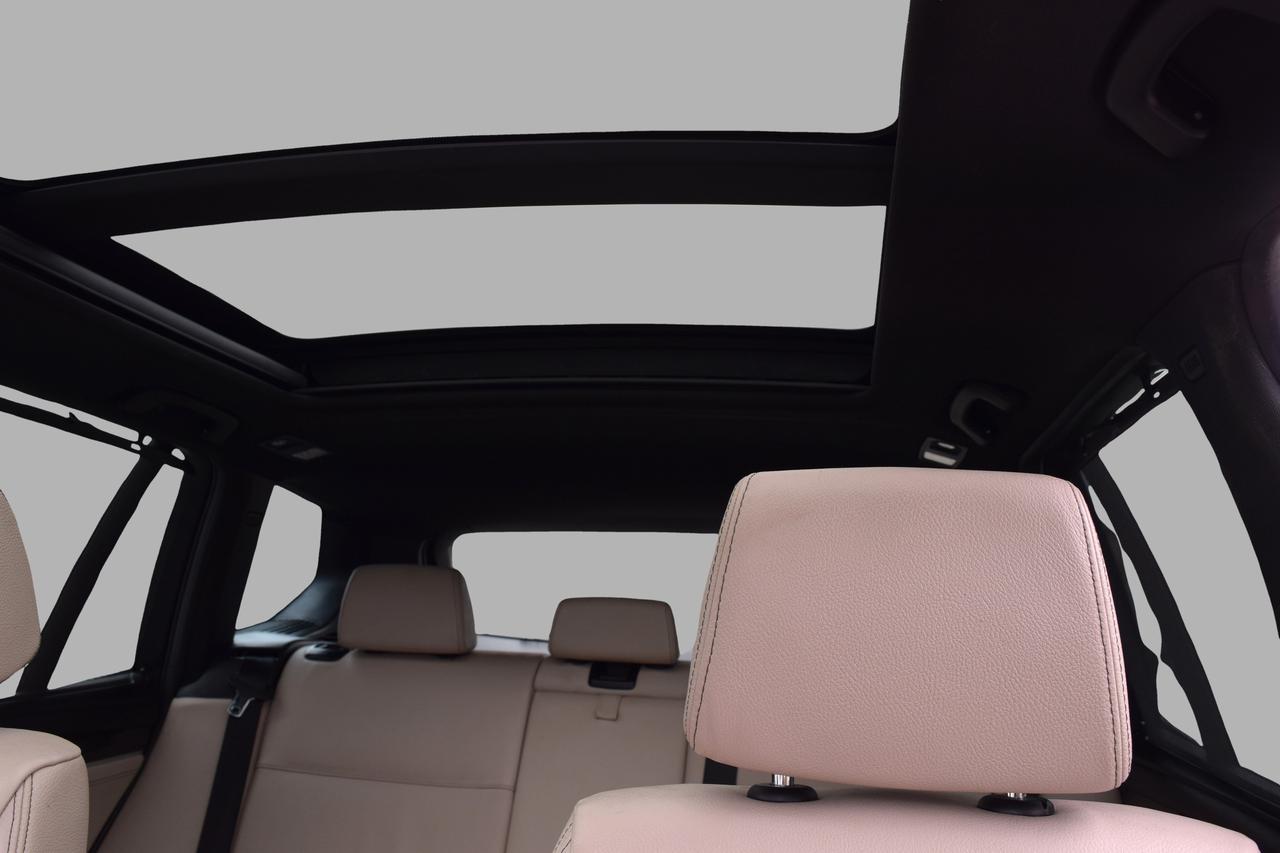 2017 BMW X3 xDrive28i Xline Navi HUD Panoramic Sunroof Photo