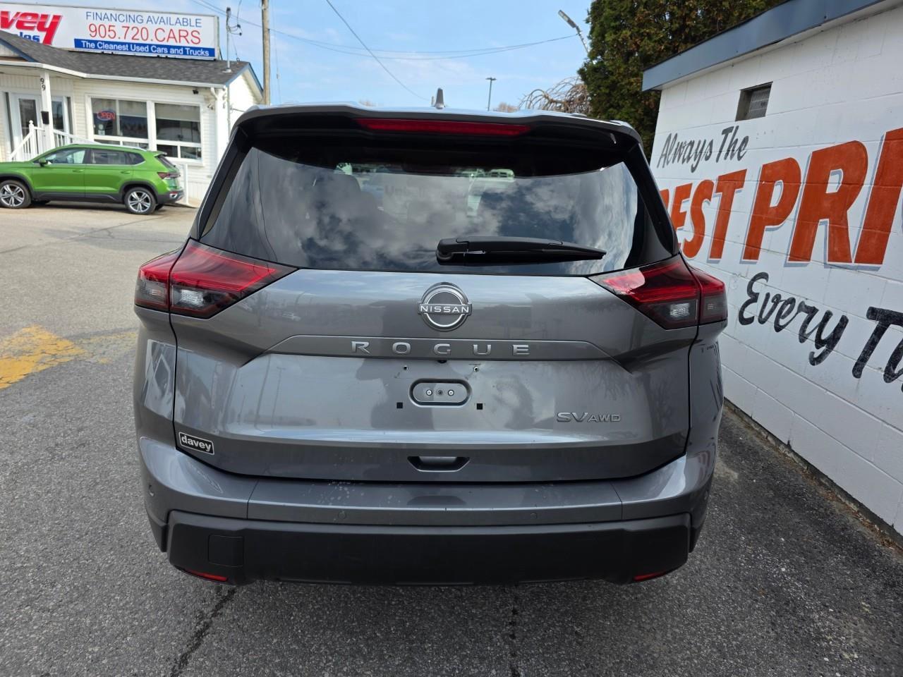 2024 Nissan Rogue SV Moonroof 4dr All-Wheel Drive Sport Utility Photo