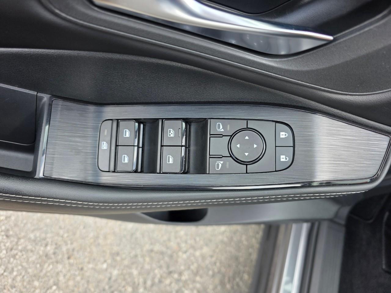 2024 Nissan Rogue SV Moonroof 4dr All-Wheel Drive Sport Utility Photo