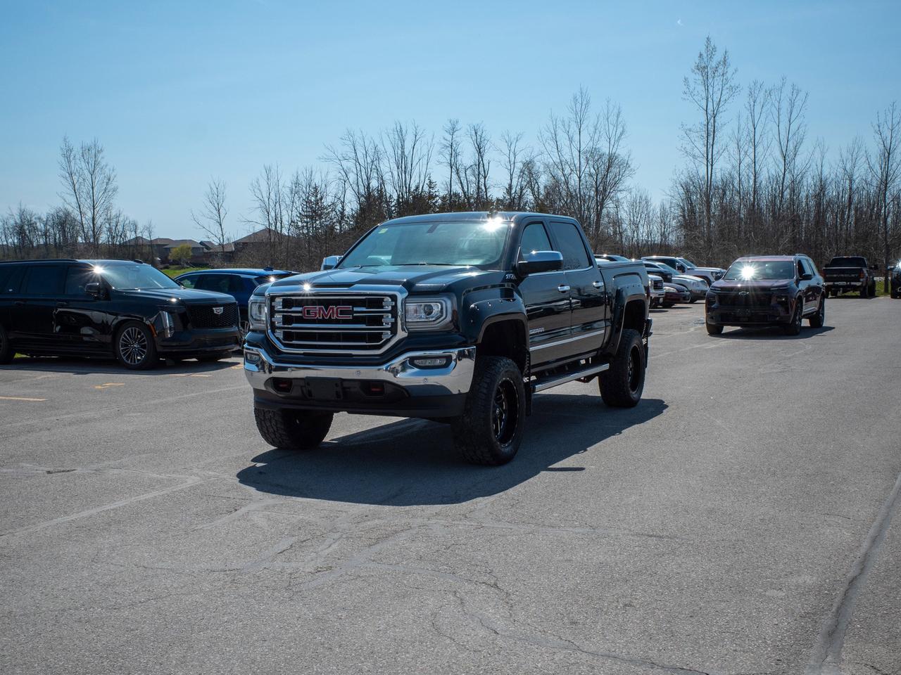 2018 GMC Sierra 1500 SLT - Remote Start   Driver Adjustable Lumbar Photo3