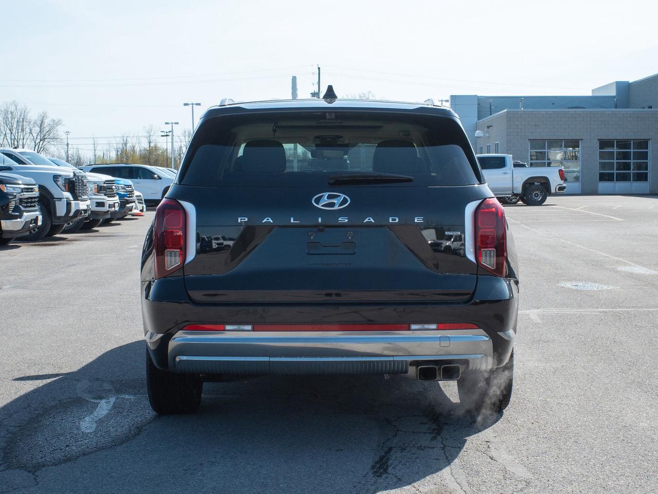 2025 Hyundai PALISADE Ultimate Calligraphy - Moonroof   Remote Parking S Photo