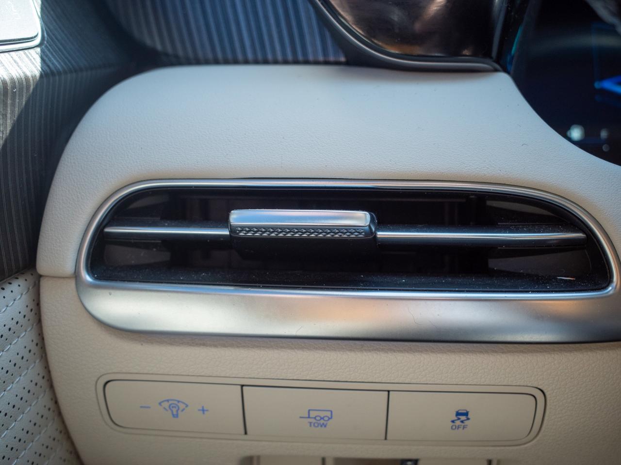 2025 Hyundai PALISADE Ultimate Calligraphy - Moonroof   Remote Parking S Photo