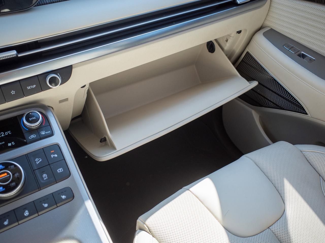 2025 Hyundai PALISADE Ultimate Calligraphy - Moonroof   Remote Parking S Photo