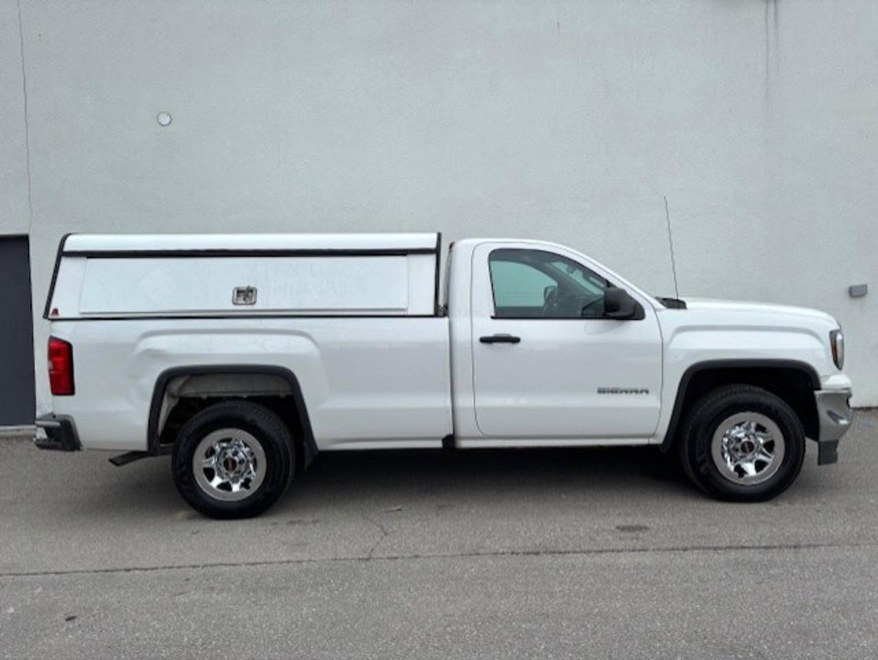 2018 GMC Sierra 1500 V8 REGULAR CAB-8' LONG BOX-CAMERA-CAP-BED SLIDE!! Photo