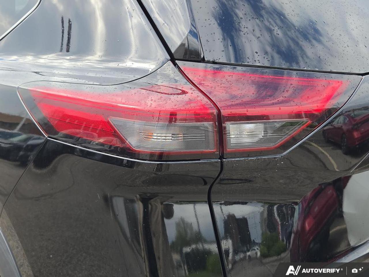 2021 Nissan Rogue SV AWD   ONE OWNER   NO CLAIMS   PANO ROOF Photo