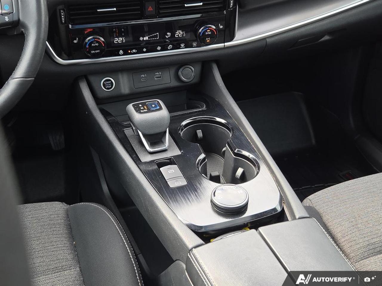 2021 Nissan Rogue SV AWD   ONE OWNER   NO CLAIMS   PANO ROOF Photo
