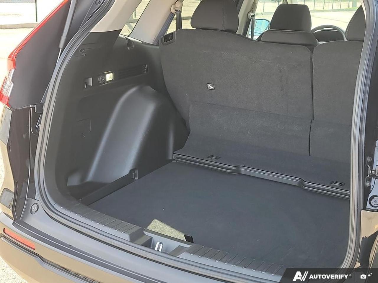 2023 Honda CR-V LX AWD   APPLE CARPLAY   HTD SEATS   NO CLAIMS Photo