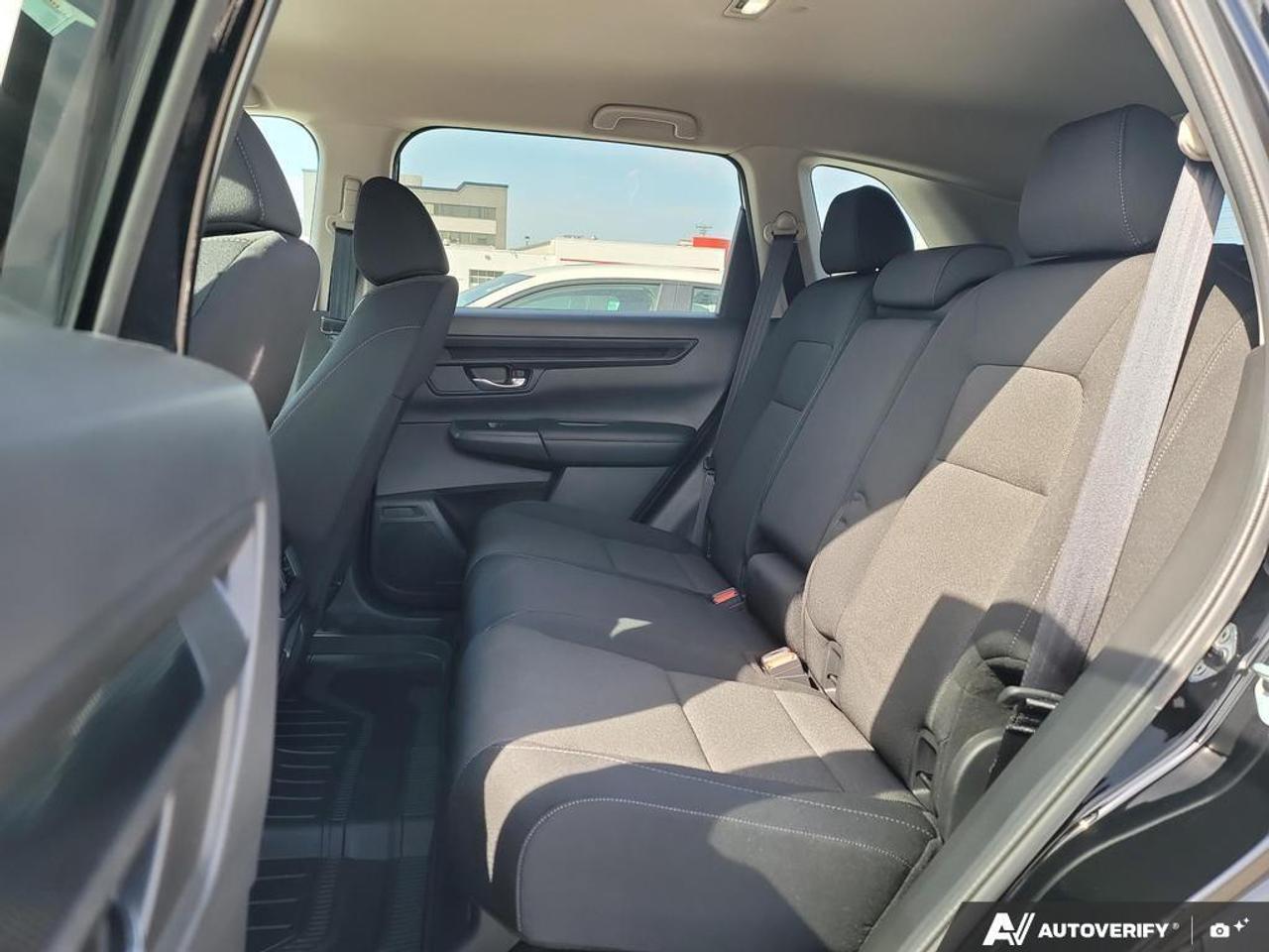 2023 Honda CR-V LX AWD   APPLE CARPLAY   HTD SEATS   NO CLAIMS Photo