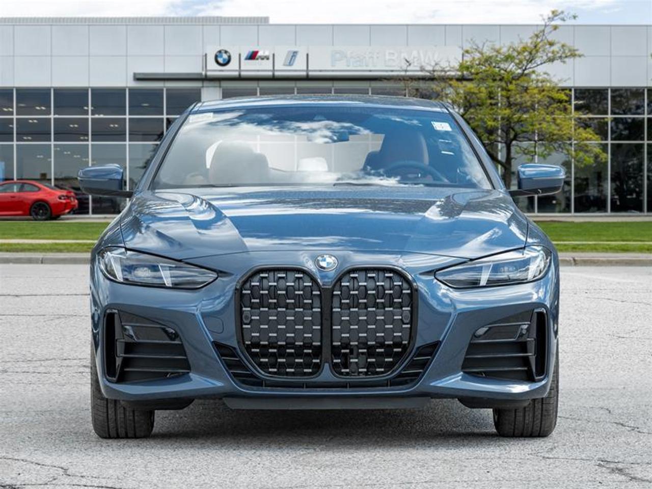 2027 BMW 430 i xDrive 2dr All-Wheel Drive Coupe Photo