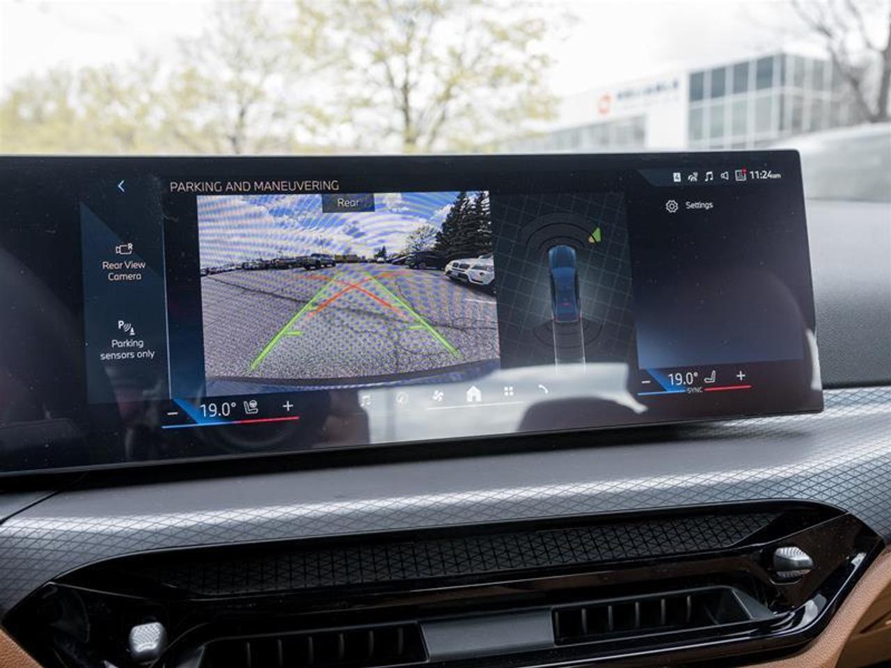 2027 BMW 430 i xDrive 2dr All-Wheel Drive Coupe Photo