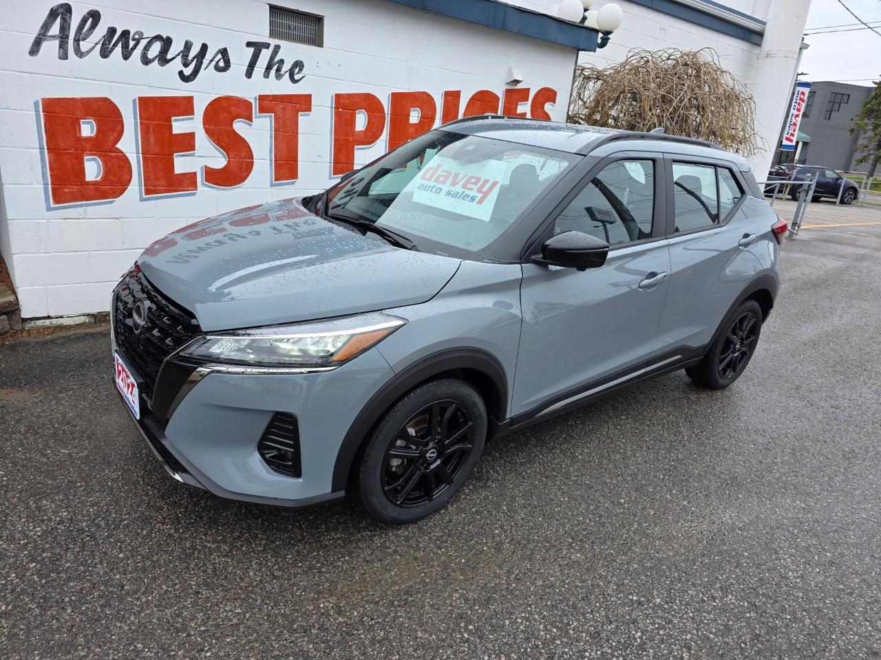 2024 Nissan Kicks SR 4dr Front-Wheel Drive Photo3