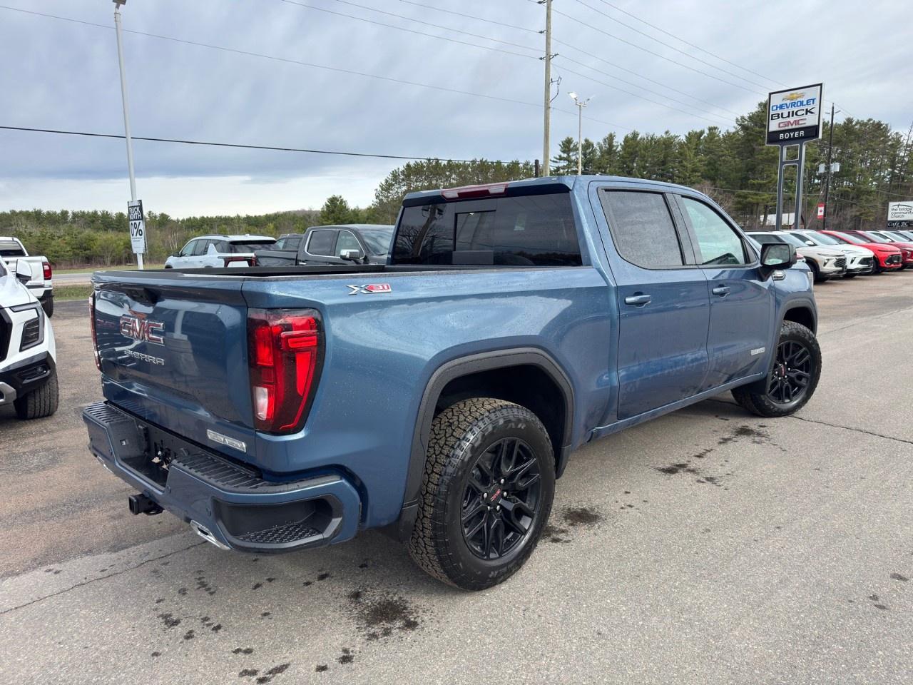 2026 GMC Sierra 1500 Crew Cab Short Box 4-Wheel Drive Elevation Photo