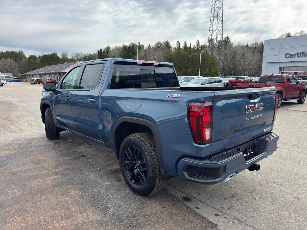 2026 GMC Sierra 1500 Crew Cab Short Box 4-Wheel Drive Elevation Photo