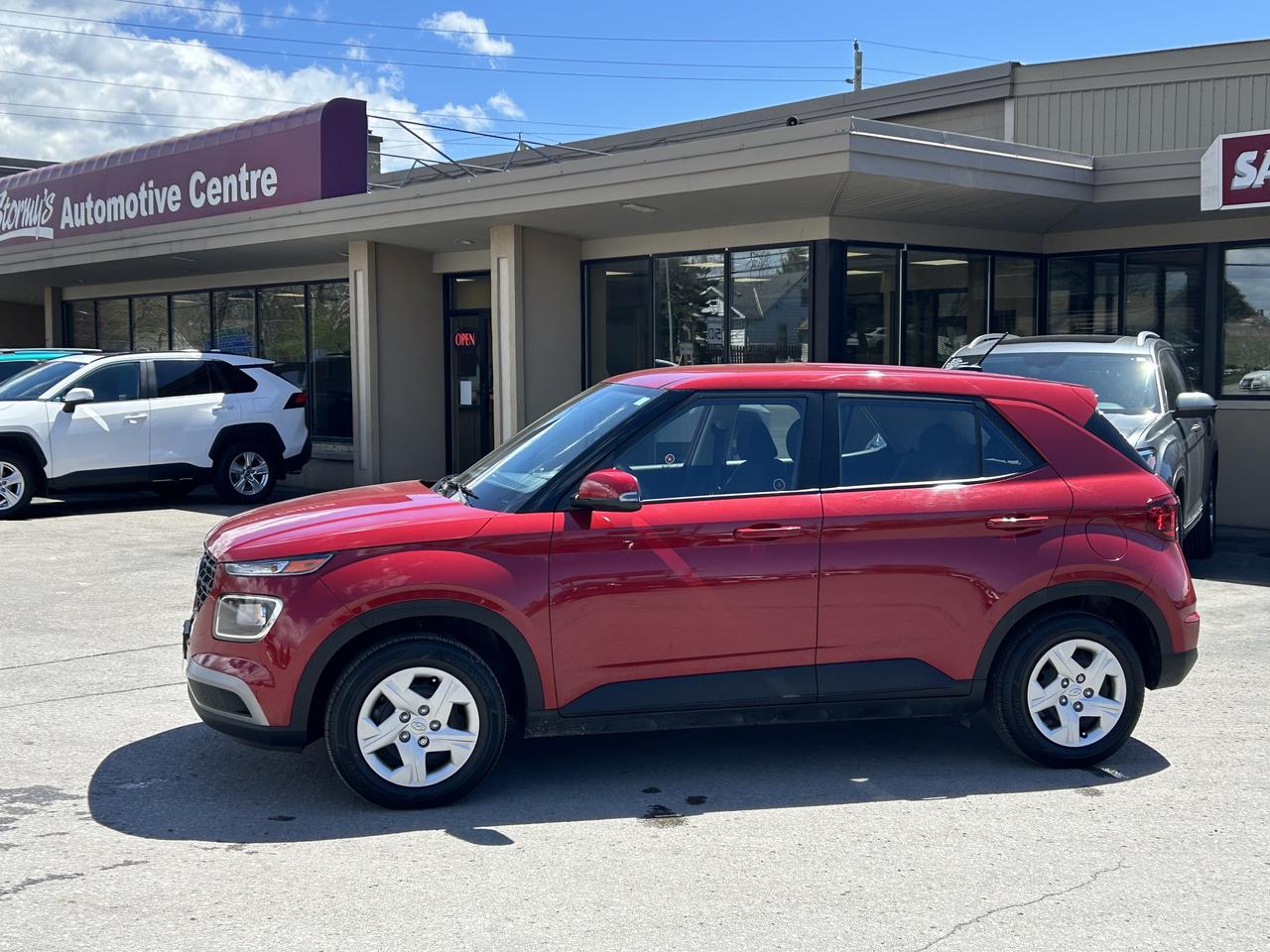 2023 Hyundai Venue Essential  ** CALL PICTON 1*866*979*8802 Photo