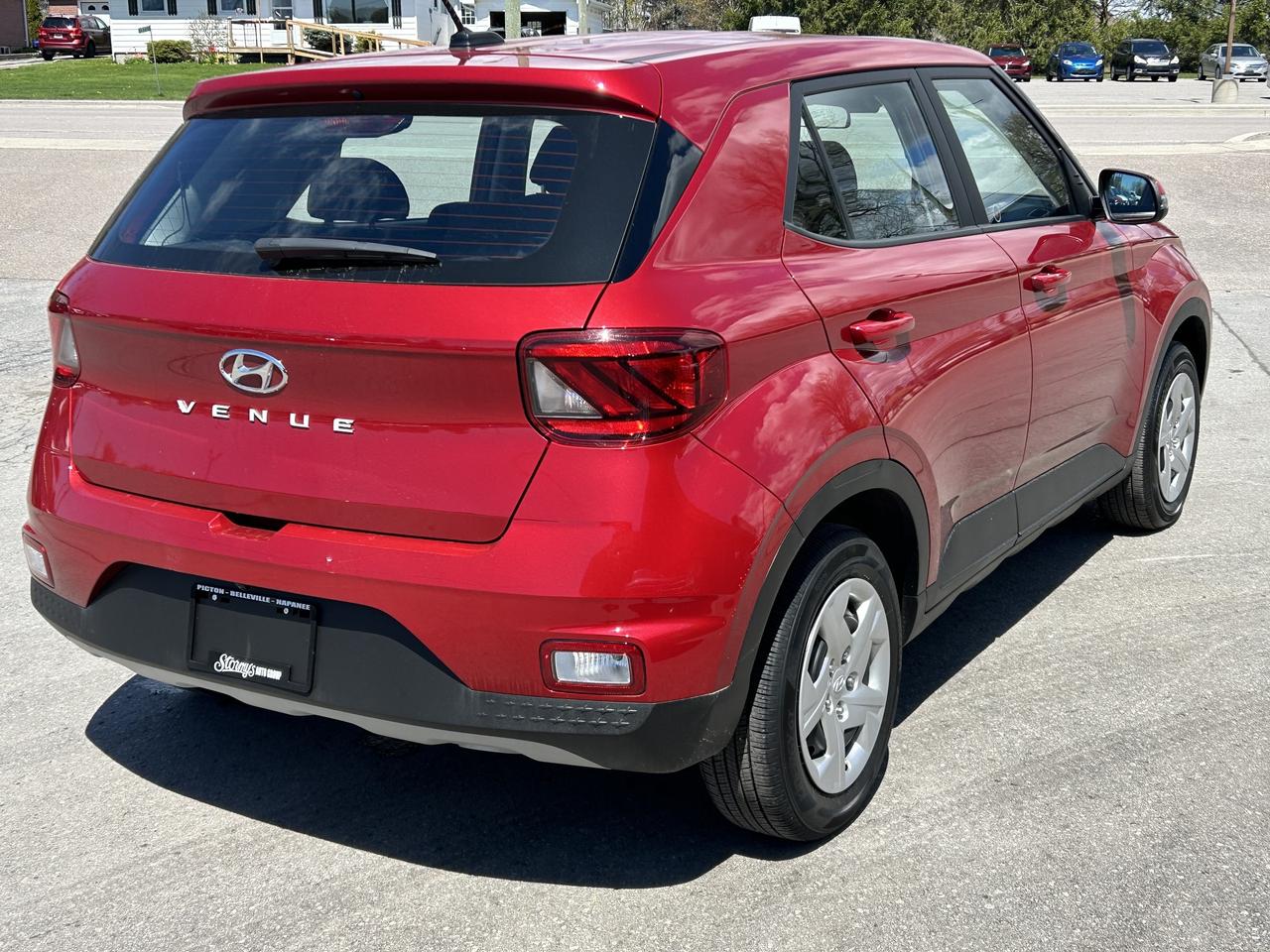 2023 Hyundai Venue Essential  ** CALL PICTON 1*866*979*8802 Photo