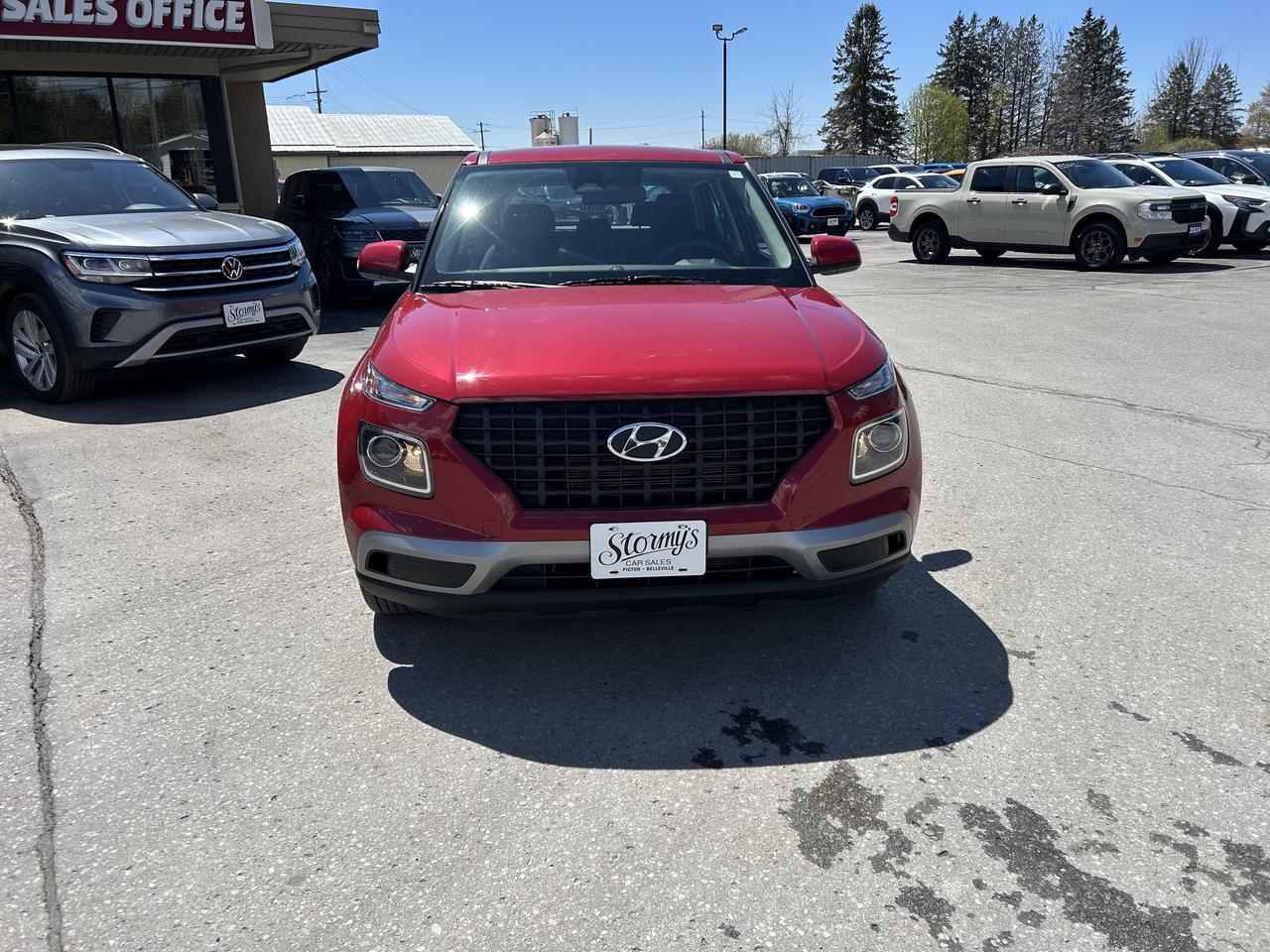 2023 Hyundai Venue Essential  ** CALL PICTON 1*866*979*8802 Photo