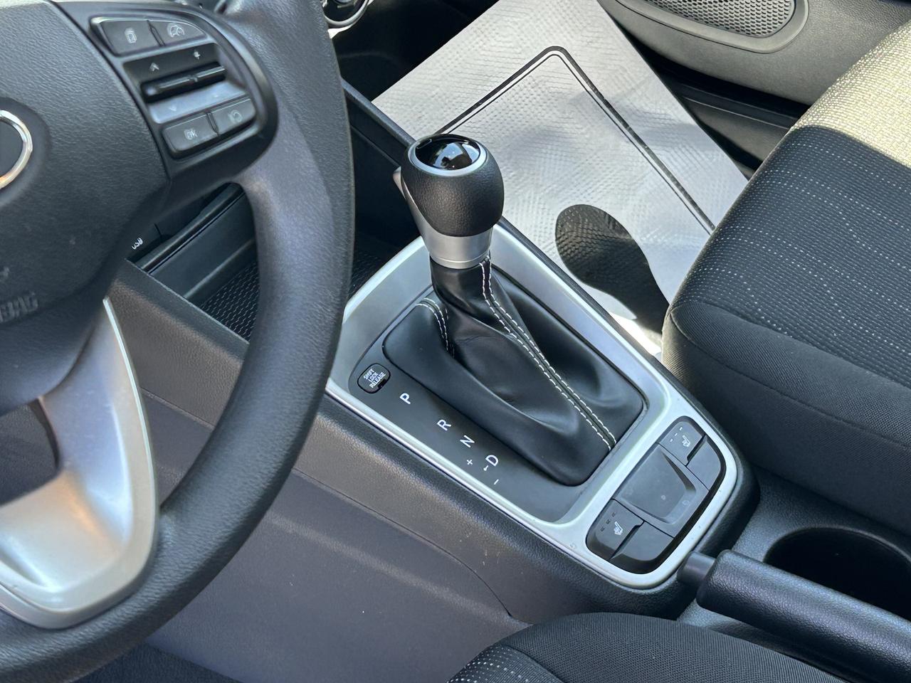 2023 Hyundai Venue Essential  ** CALL PICTON 1*866*979*8802 Photo