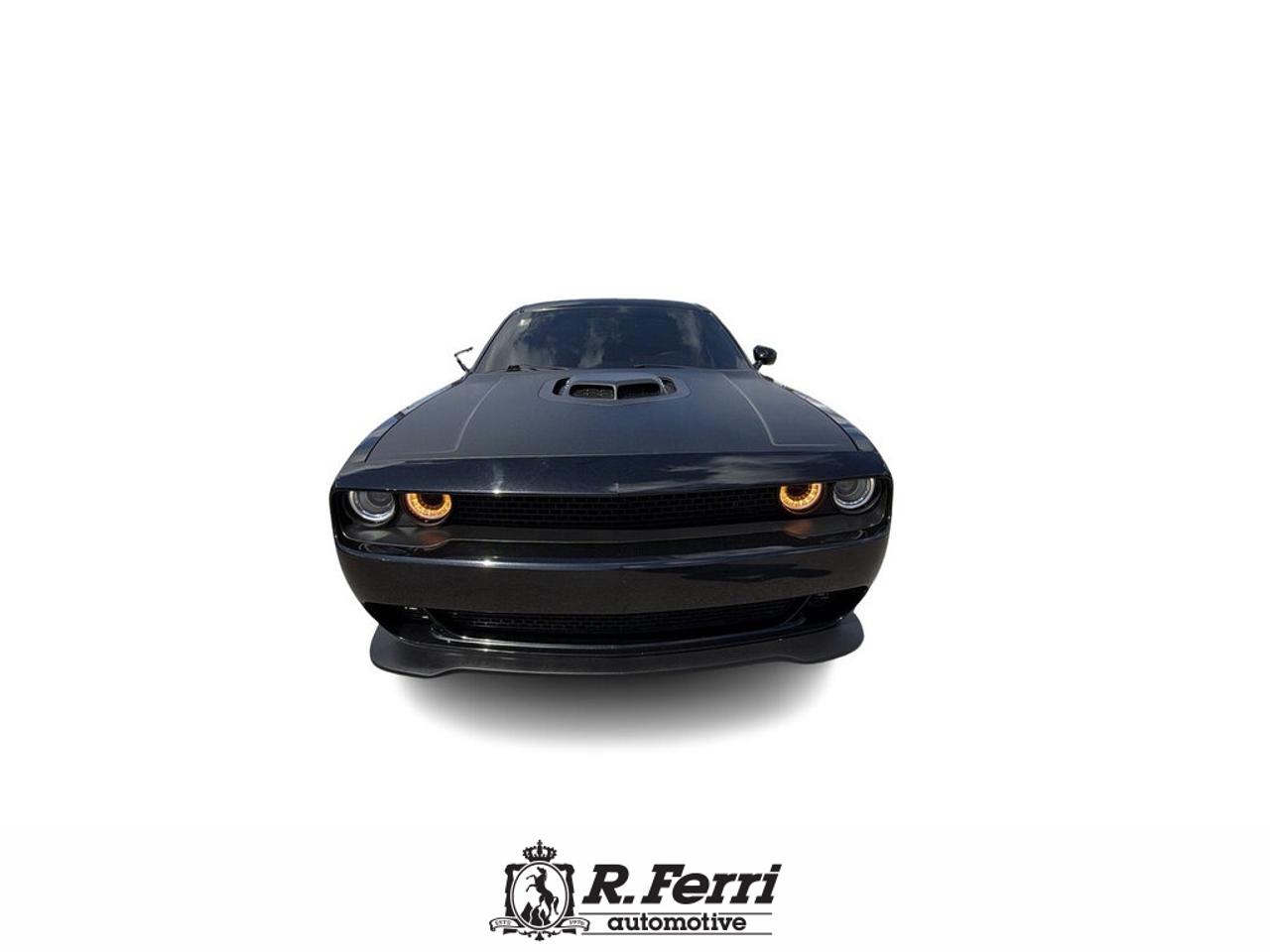 2017 Dodge Challenger  Photo3
