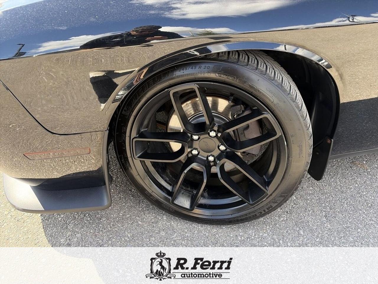 2017 Dodge Challenger  Photo
