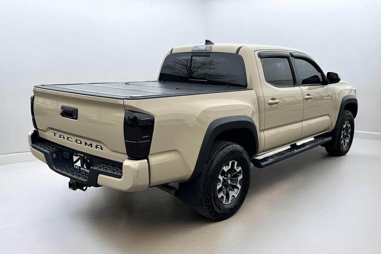 2018 Toyota Tacoma TRD Off-Road ~ Double Cab ~ V6 ~ 4x4 Photo2
