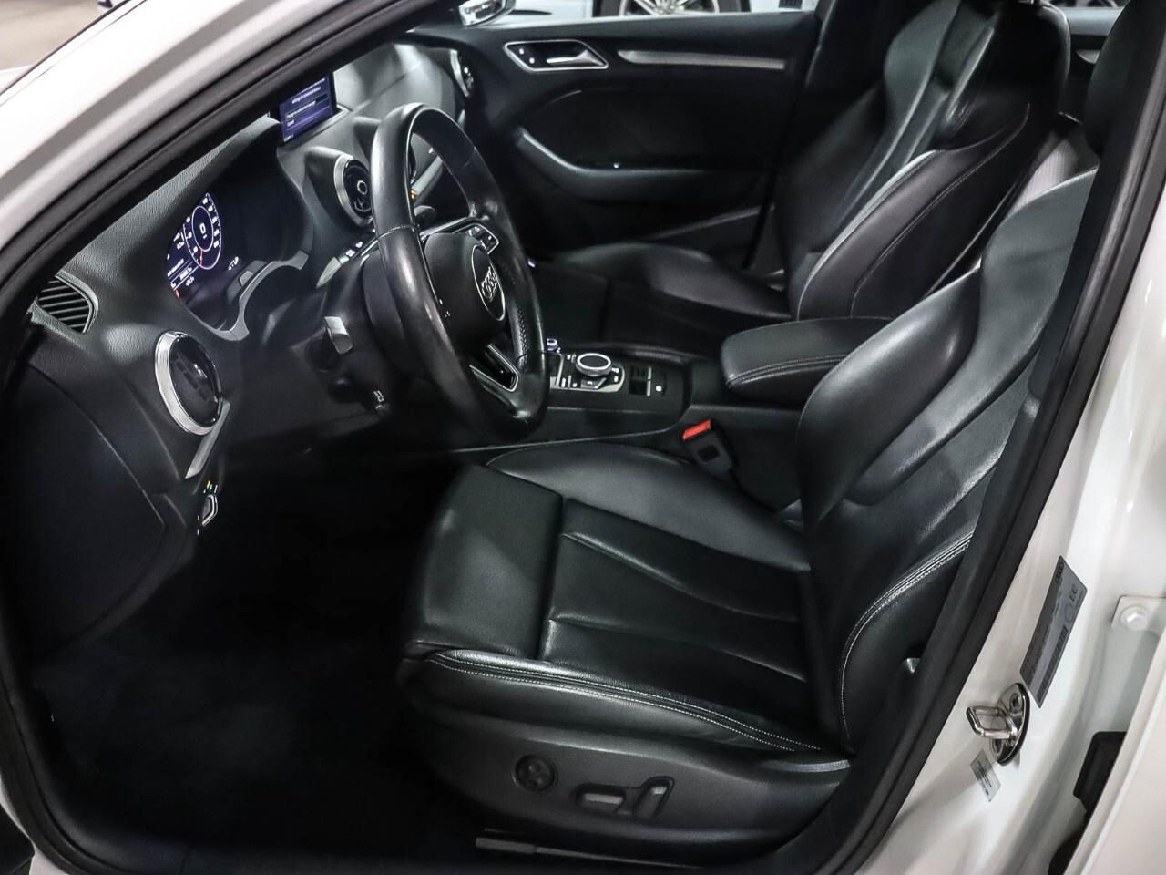 2020 Audi A3 Technik 45 TFSI quattro Photo