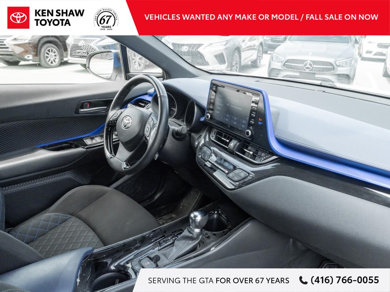 2021 Toyota C-HR XLE Premium 4dr Front-Wheel Drive Sport Utility Photo