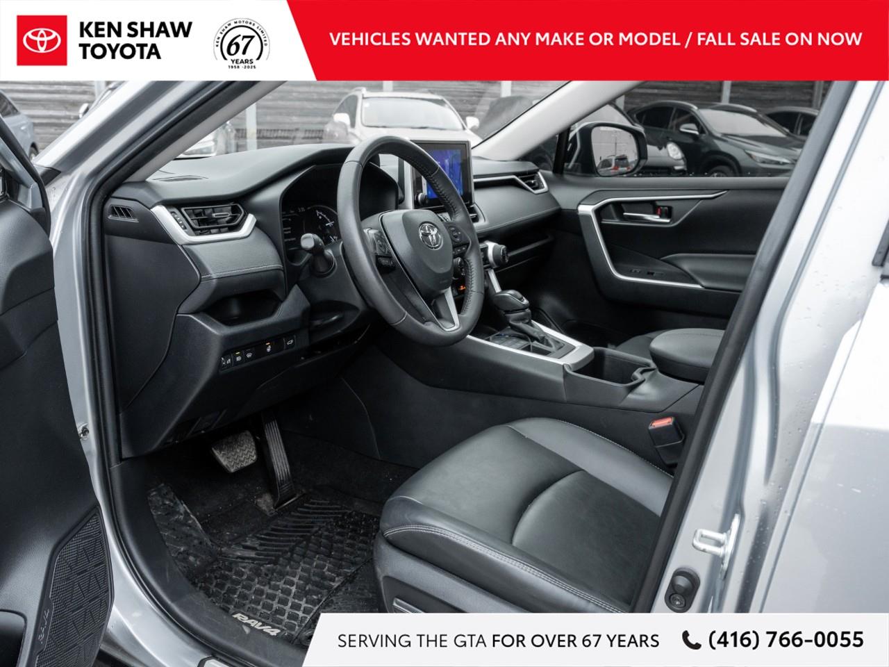 2024 Toyota RAV4 XLE 4dr All-wheel Drive Photo
