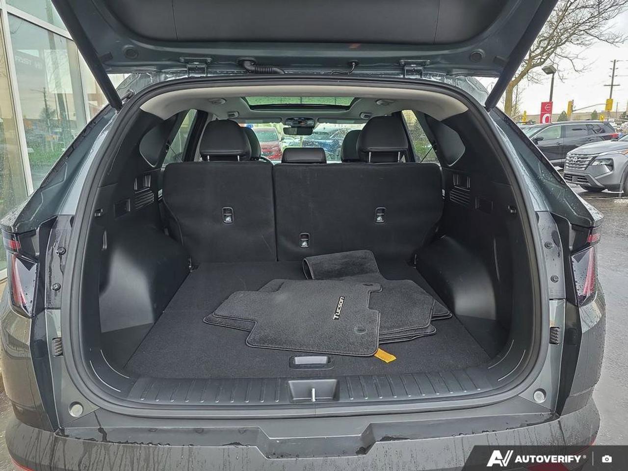 2024 Hyundai Tucson Hybrid Luxury AWD | Wireless Apple Car Play | Android Auto | Photo