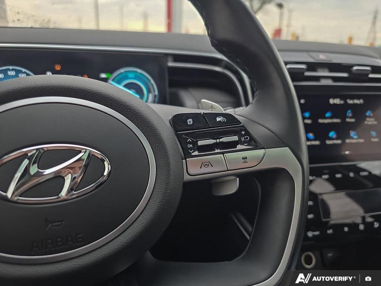 2024 Hyundai Tucson Hybrid Luxury AWD | Wireless Apple Car Play | Android Auto | Photo