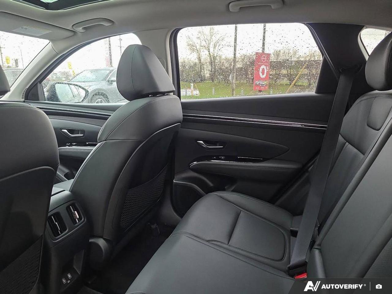 2024 Hyundai Tucson Hybrid Luxury AWD | Wireless Apple Car Play | Android Auto | Photo
