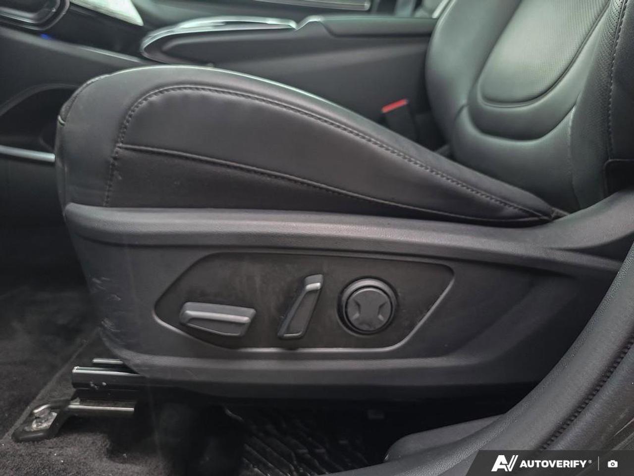 2024 Hyundai Tucson Hybrid Luxury AWD | Wireless Apple Car Play | Android Auto | Photo