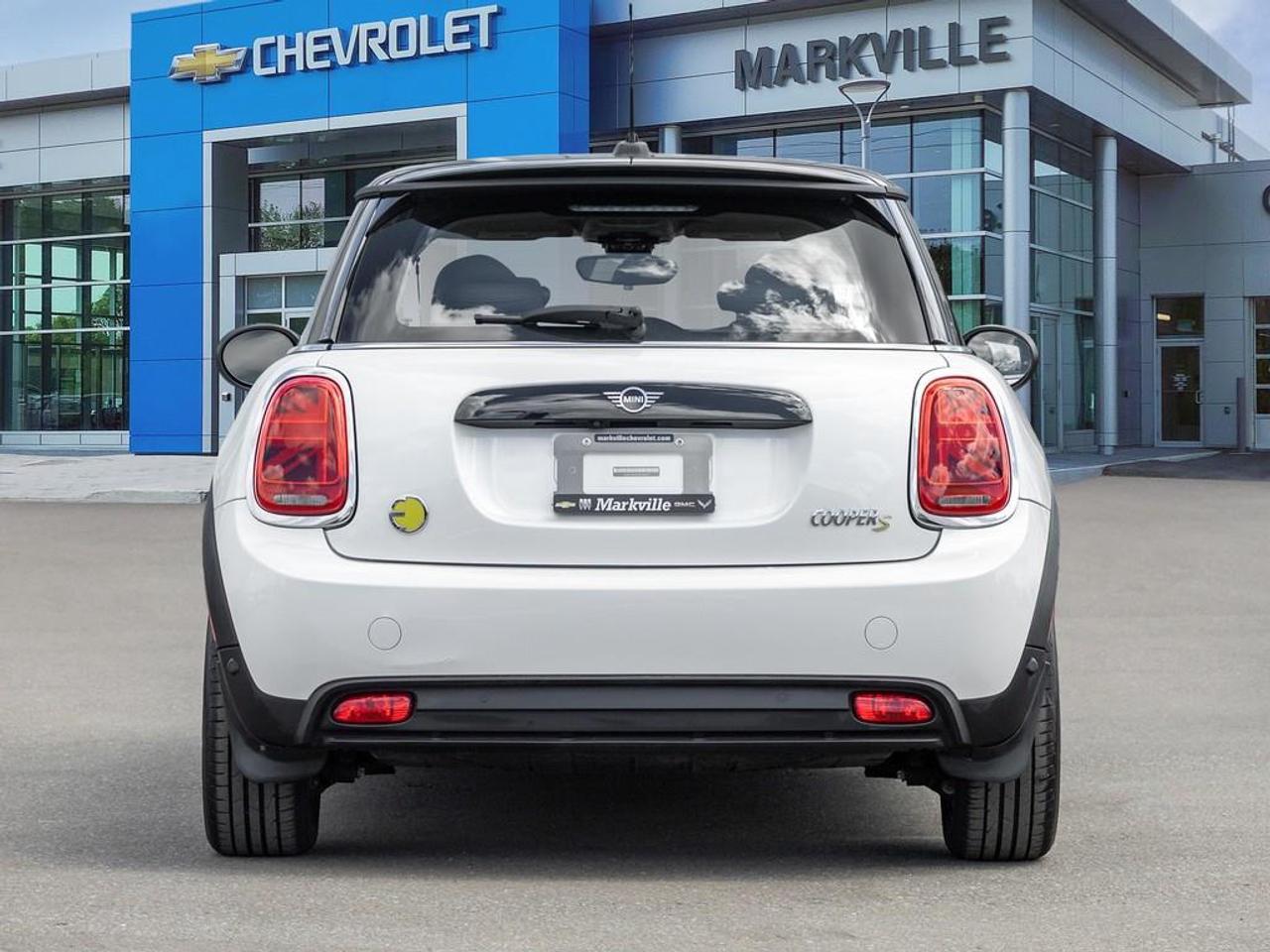 2024 MINI SE 3 Door Cooper Front-Wheel Drive Hatchback Photo