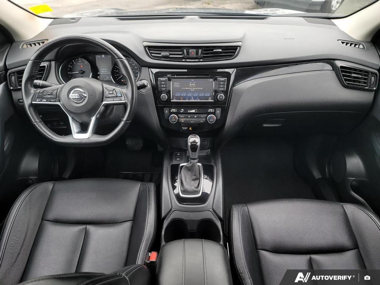2023 Nissan Qashqai SL LEATHER   SUNROOF   NAVIGATION   REMOTE START Photo