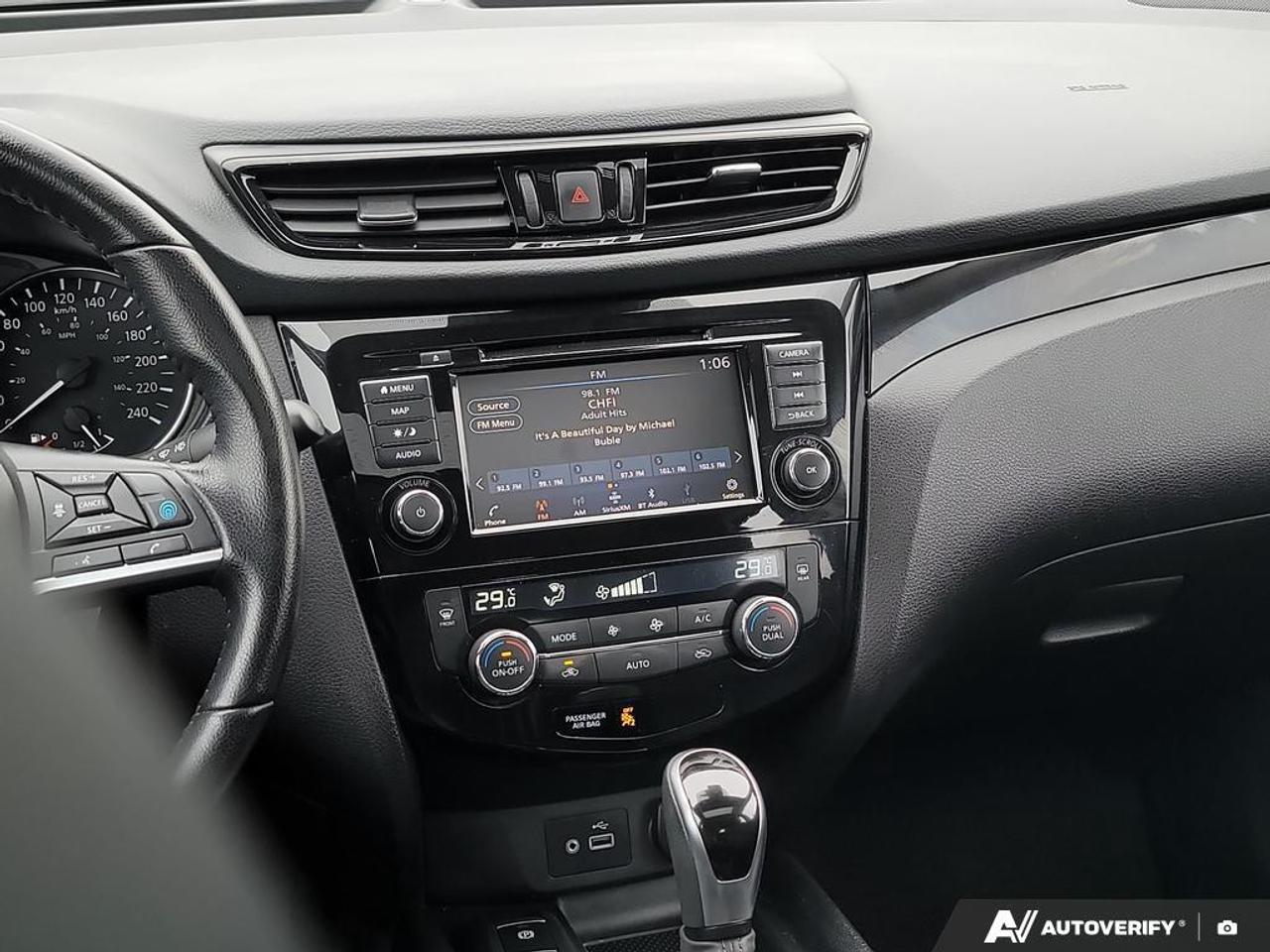 2023 Nissan Qashqai SL LEATHER   SUNROOF   NAVIGATION   REMOTE START Photo