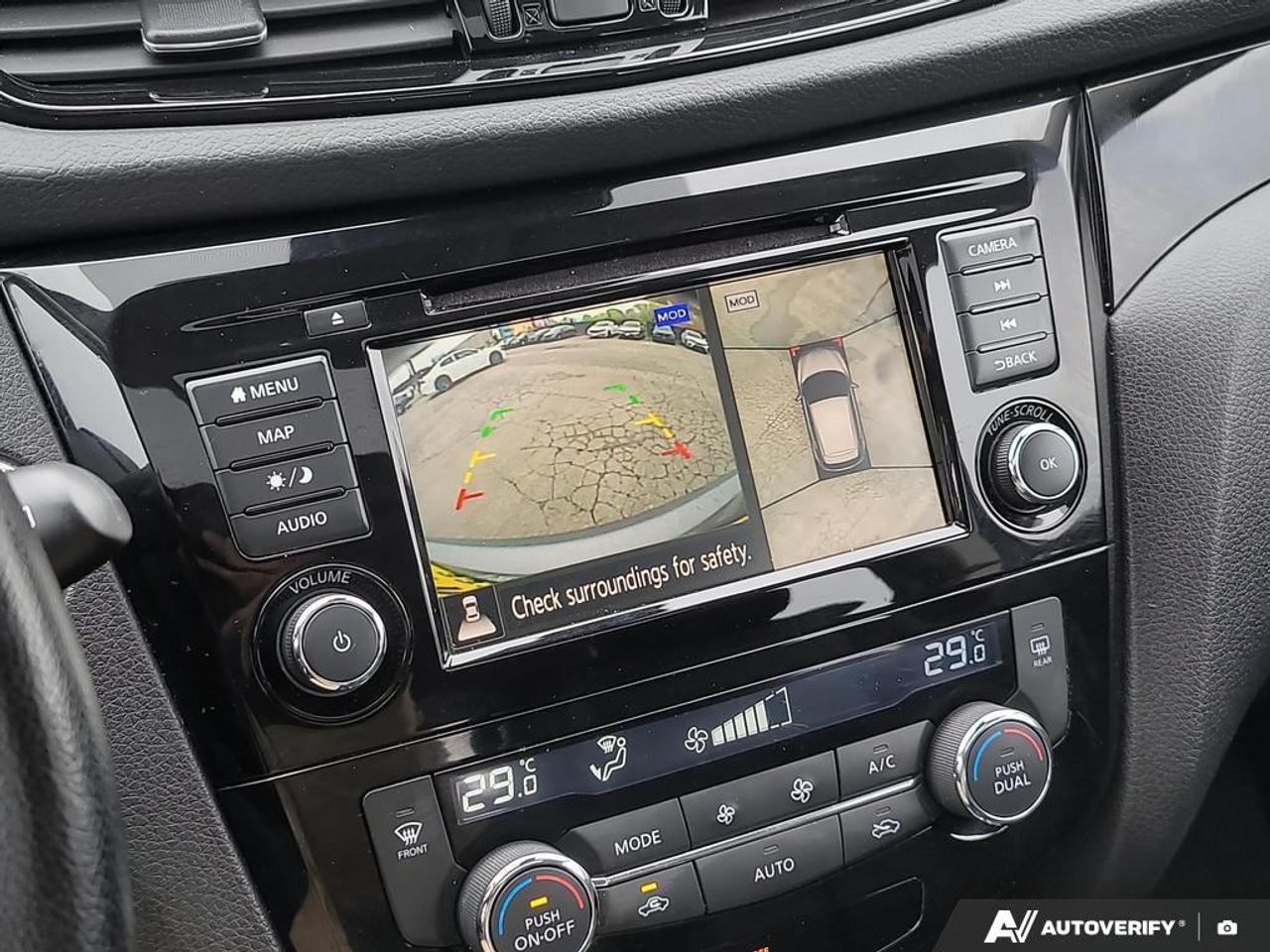 2023 Nissan Qashqai SL LEATHER   SUNROOF   NAVIGATION   REMOTE START Photo