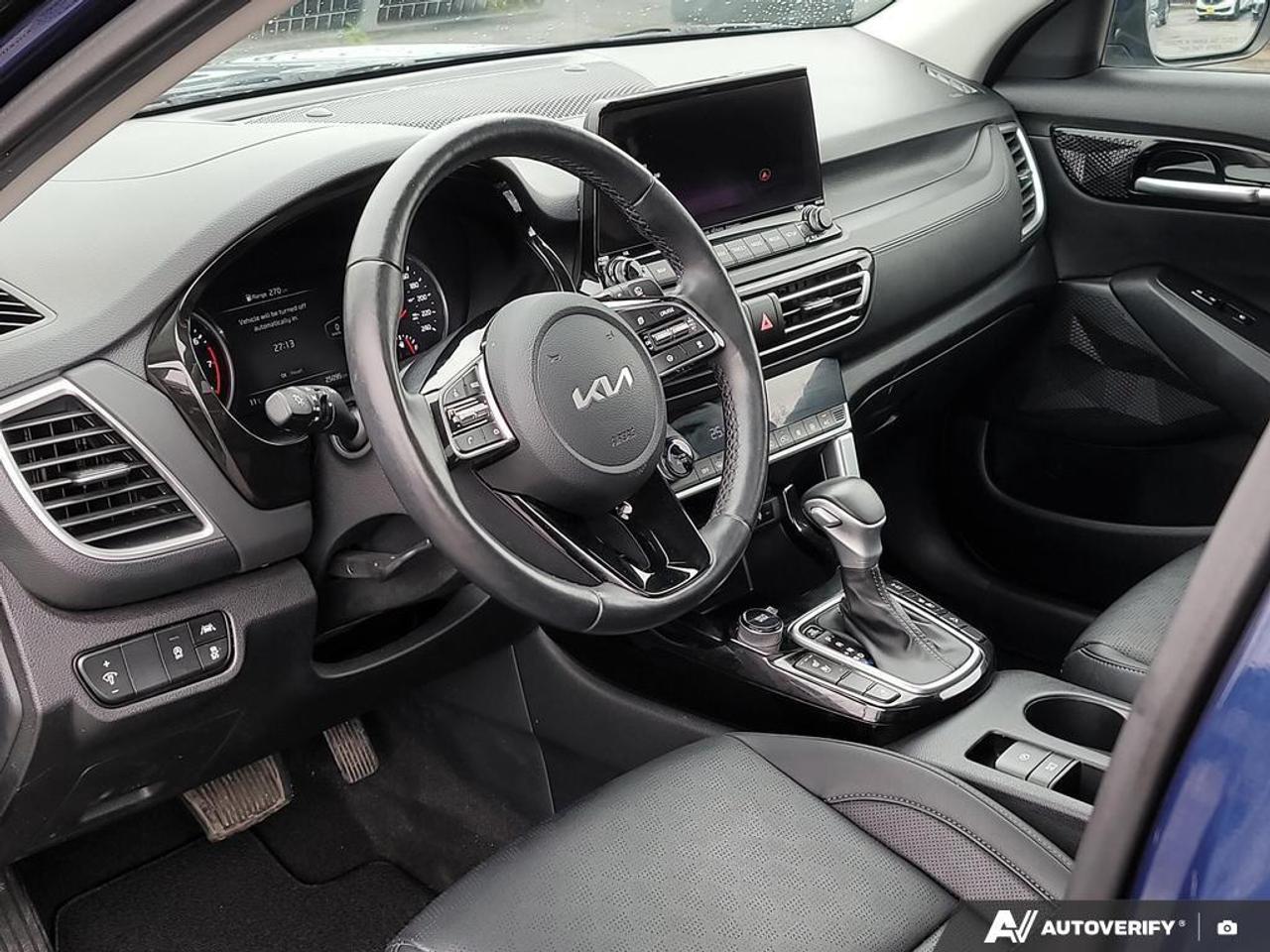 2023 Kia Seltos EX Premium SUNROOF   NAVIGATION   REMOTE START   L Photo