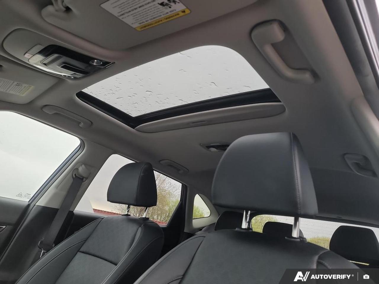 2023 Kia Seltos EX Premium SUNROOF   NAVIGATION   REMOTE START   L Photo