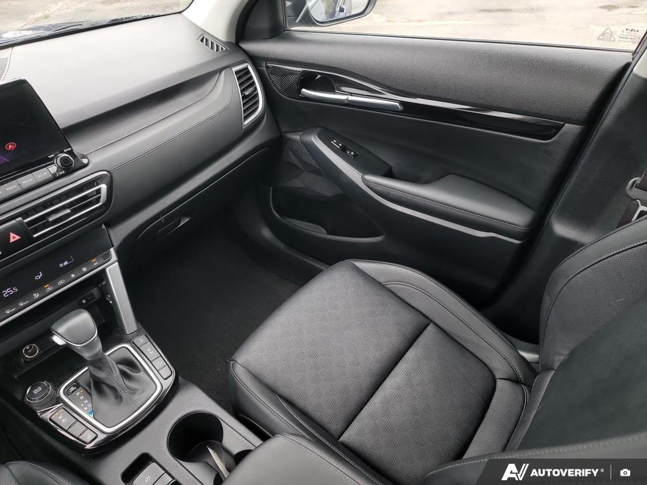 2023 Kia Seltos EX Premium SUNROOF   NAVIGATION   REMOTE START   L Photo