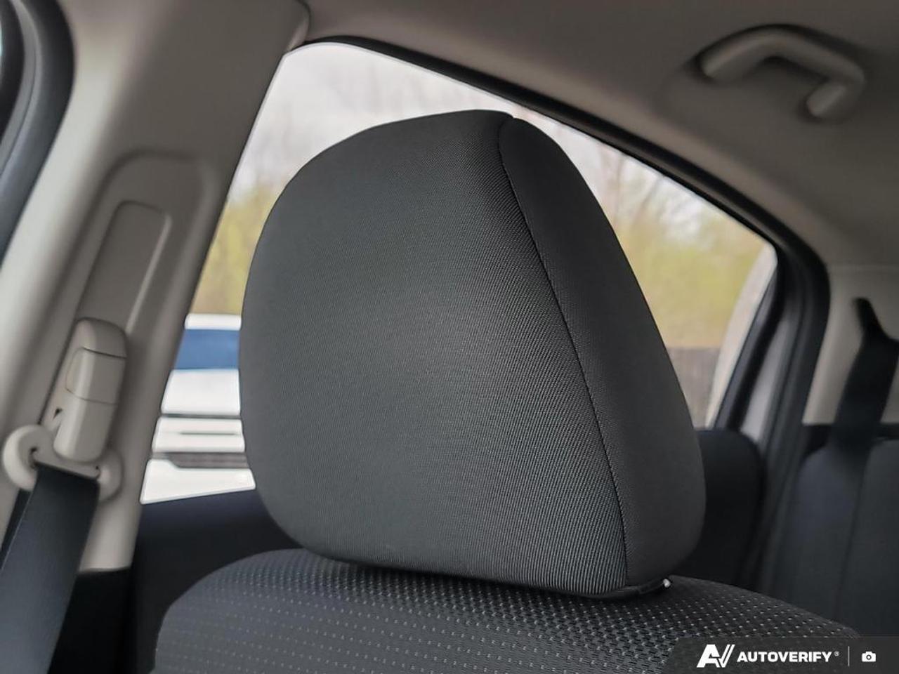 2021 Honda HR-V LX HEATED SEATS   LANE ASSIST   SMART DEVICE INTEG Photo