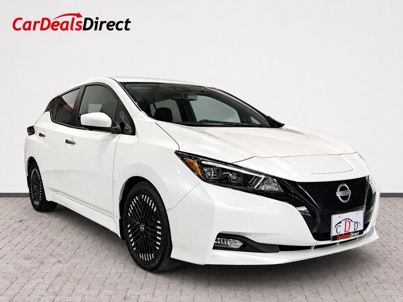 2023 Nissan Leaf SV  Hatchback Photo