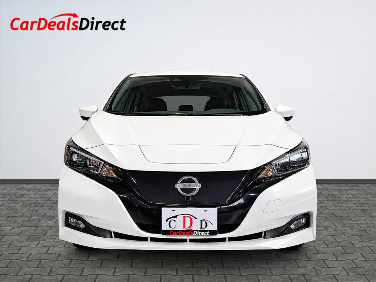 2023 Nissan Leaf SV  Hatchback Photo