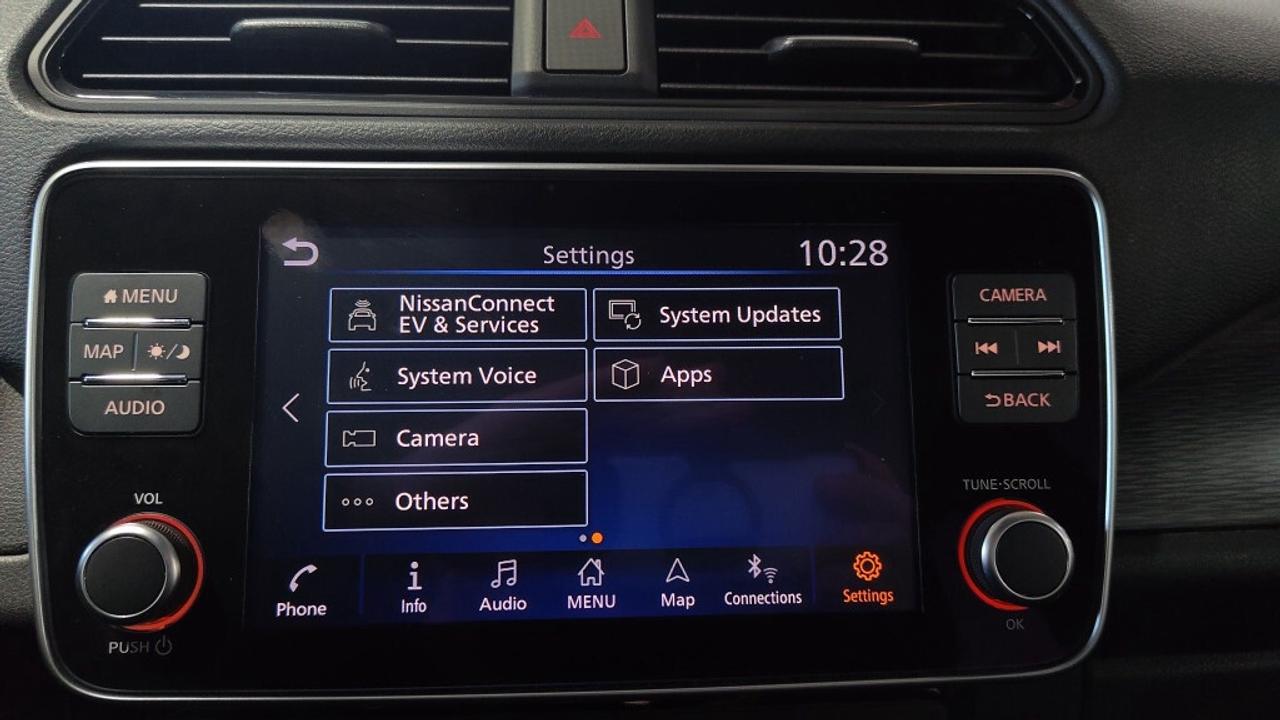 2023 Nissan Leaf SV  Hatchback Photo