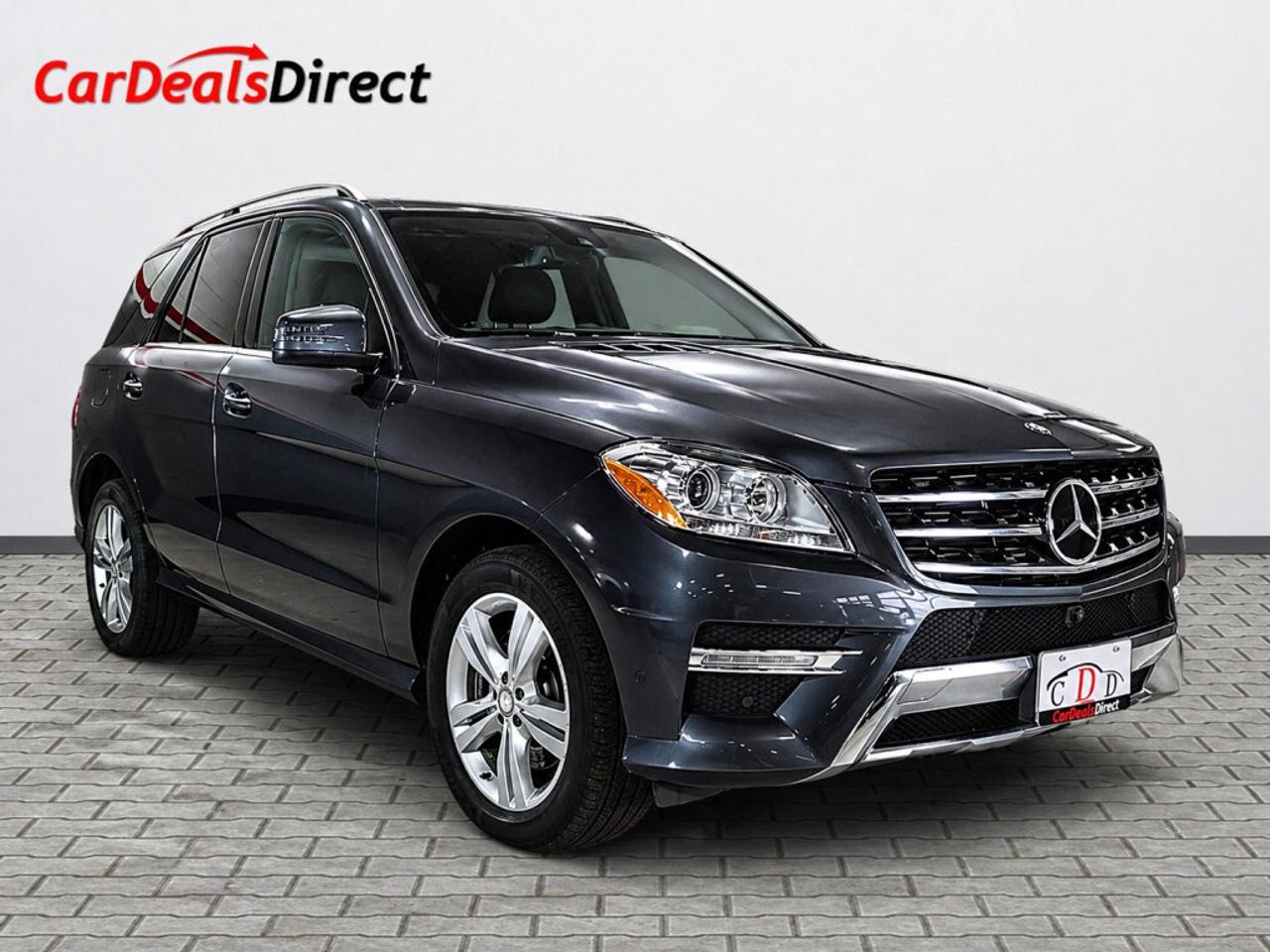 2015 Mercedes-Benz M-Class 4MATIC  ML 350 BlueTEC/ Leather/NAVI/Sunroof/Clean Photo0