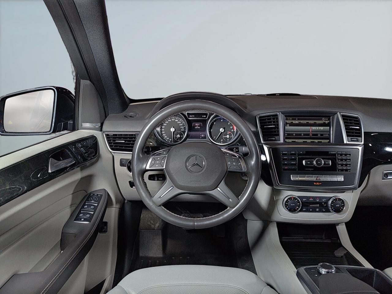 2015 Mercedes-Benz M-Class 4MATIC  ML 350 BlueTEC/ Leather/NAVI/Sunroof/Clean Photo