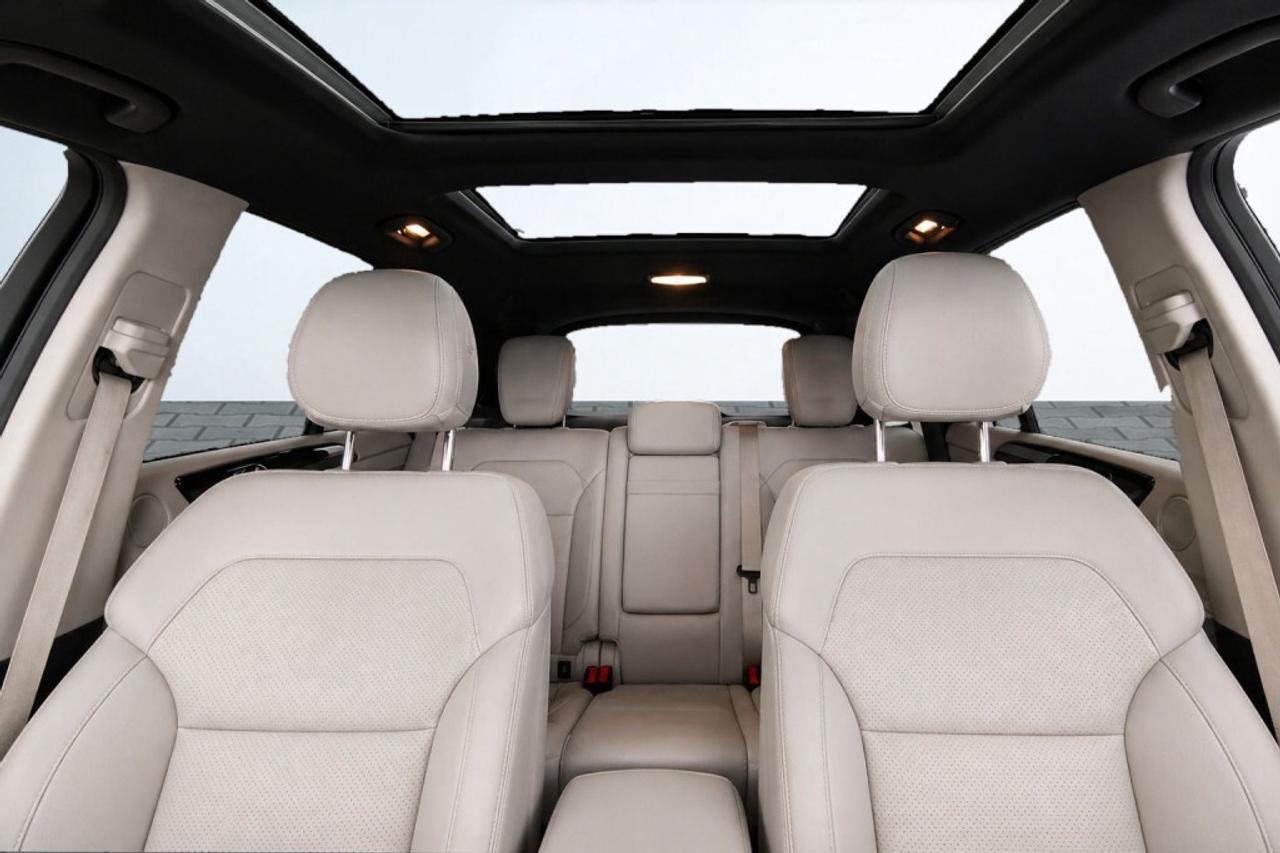 2015 Mercedes-Benz M-Class 4MATIC  ML 350 BlueTEC/ Leather/NAVI/Sunroof/Clean Photo