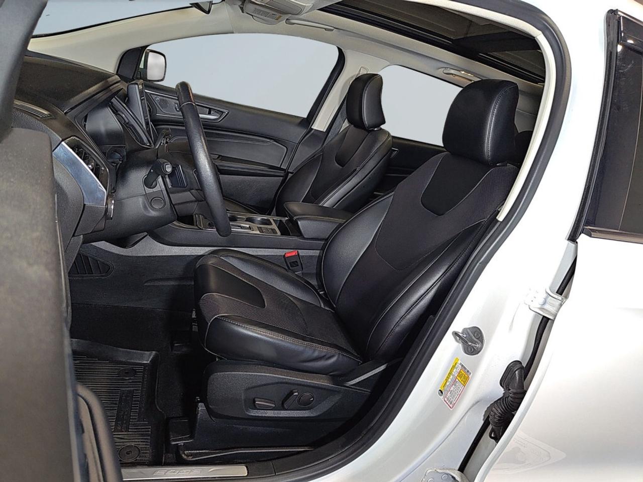 2022 Ford Edge Titanium AWD   Over $6K in Factory Upgrades   Pano Photo