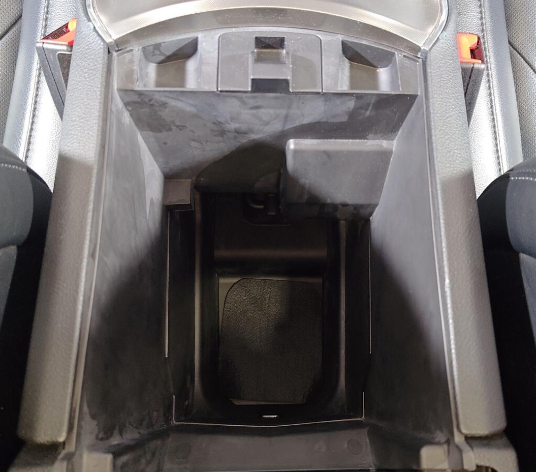 2022 Ford Edge Titanium AWD   Over $6K in Factory Upgrades   Pano Photo
