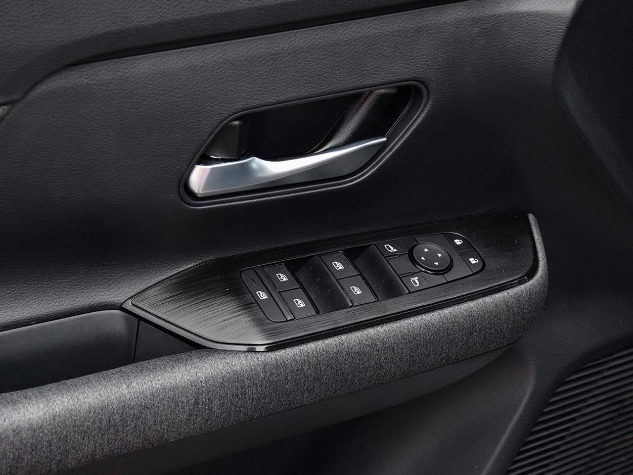 2026 Nissan Kicks SV 4dr All-Wheel Drive Photo