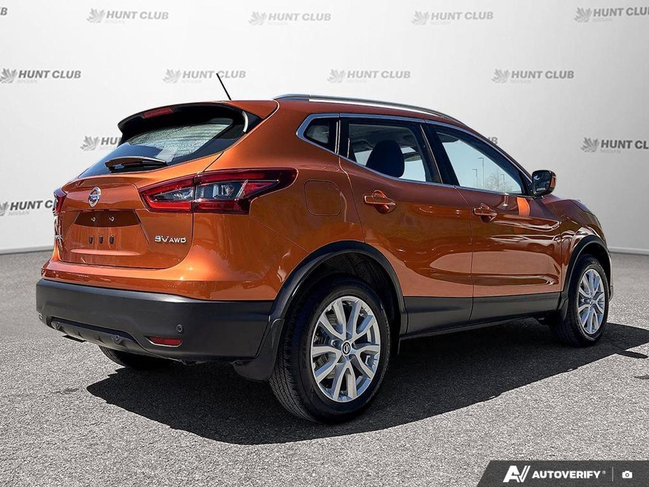 2023 Nissan Qashqai SV   Apple Car Play   Sunroof   Heated Seats Photo